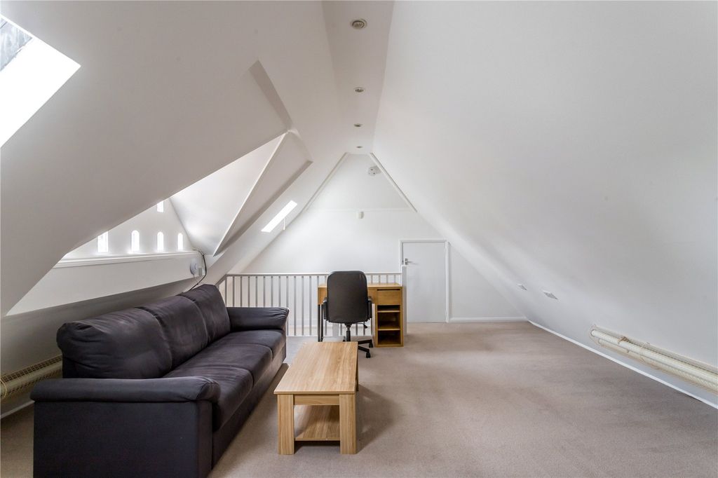Additional image 50 of 6 bed detached house for saleBroadham Green Road, Oxted, Surrey RH8