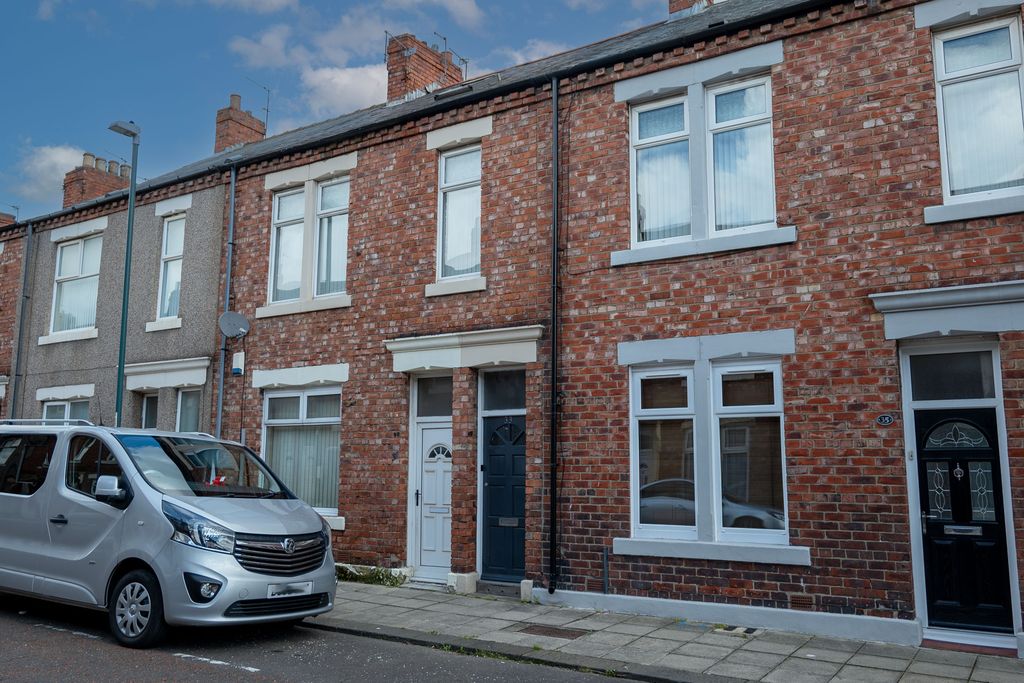 Property photo 1 of 7