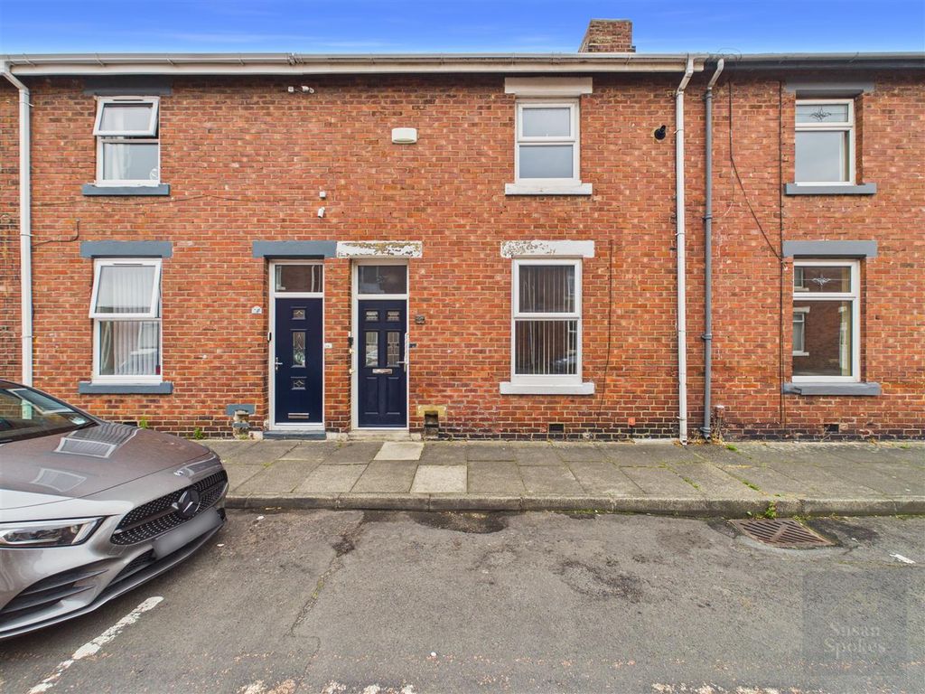 Property photo 1 of 20 Cam01858G0-Pr0292-Still031.Jpg