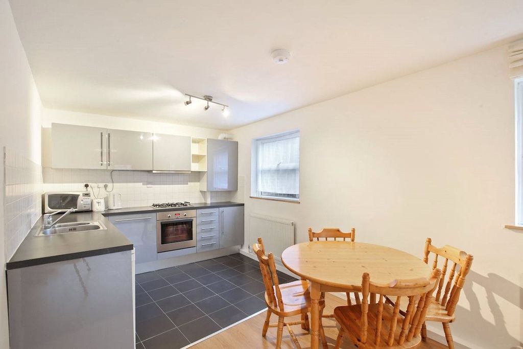 Property photo 3 of 7 Picture No. 04