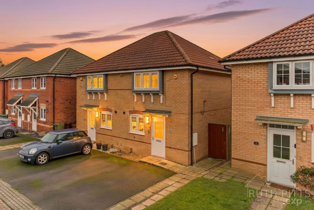 Property photo 3 of 24