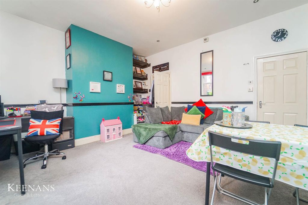 Property photo 3 of 24 3.Jpg