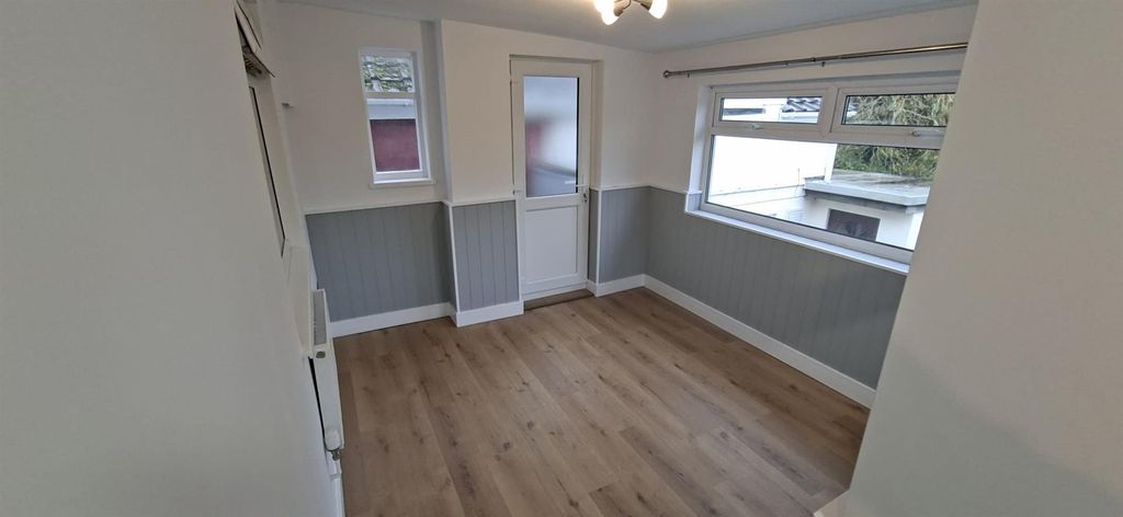 Property photo 3 of 14 Utility/Dining Room