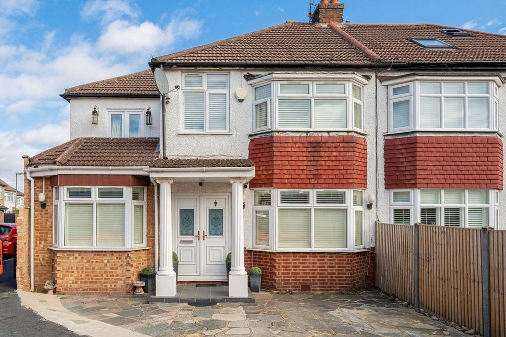 Property photo 1 of 9