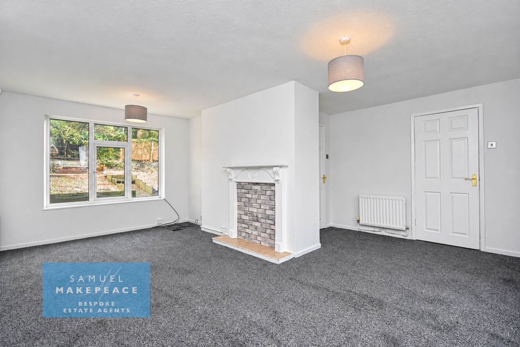 Property photo 2 of 19 Esd2