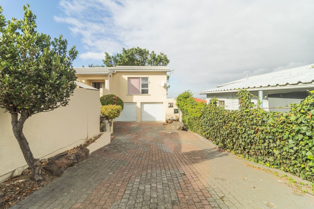 Property photo 1 of 18 Dbv1705388