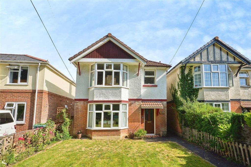 Property photo 1 of 16 Front