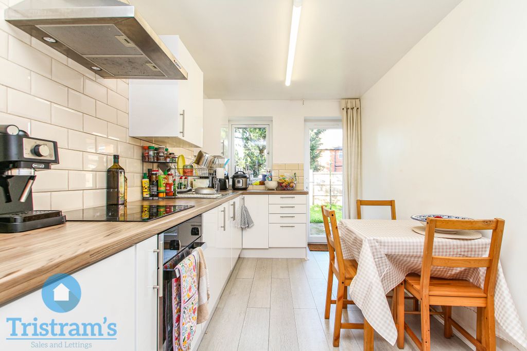 Property photo 2 of 19 Img_0768