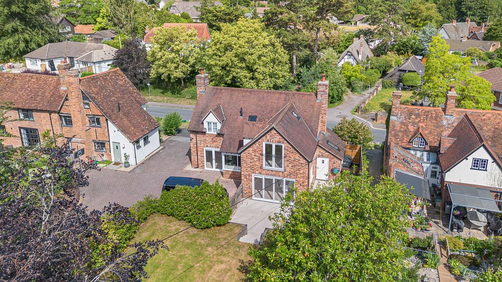 Property photo 2 of 38