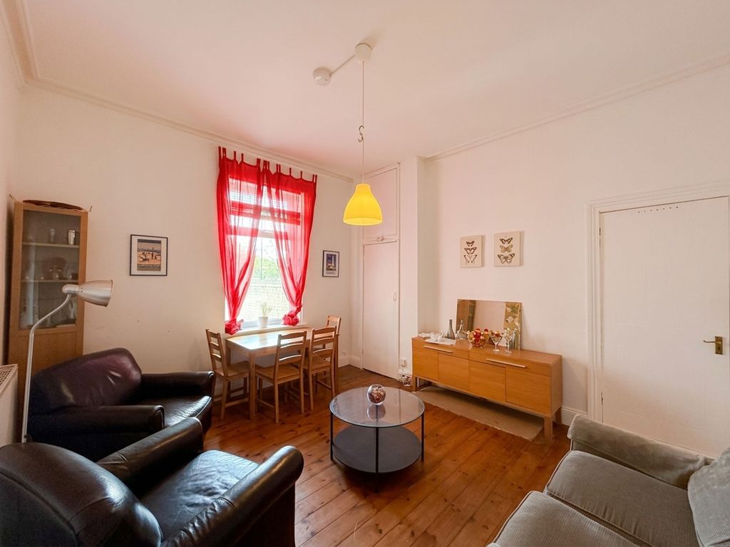 Property photo 3 of 13 Living Room