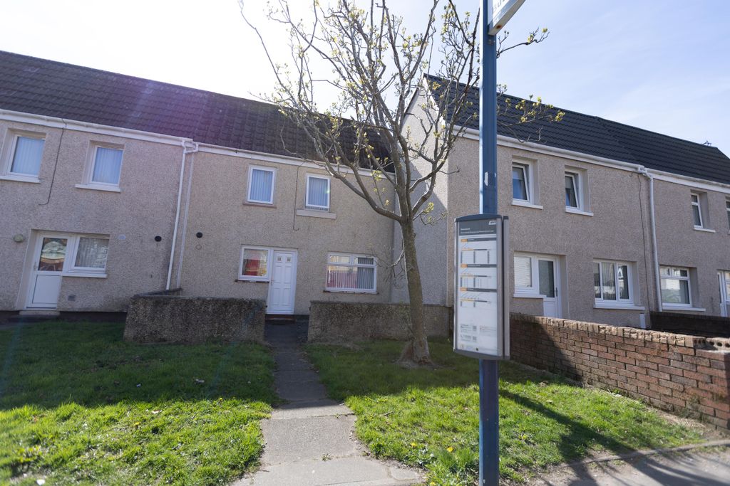 Property photo 1 of 31