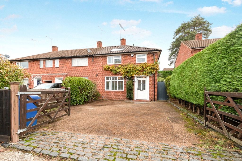 Property photo 1 of 10 External