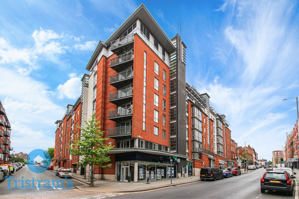 Property photo 1 of 15