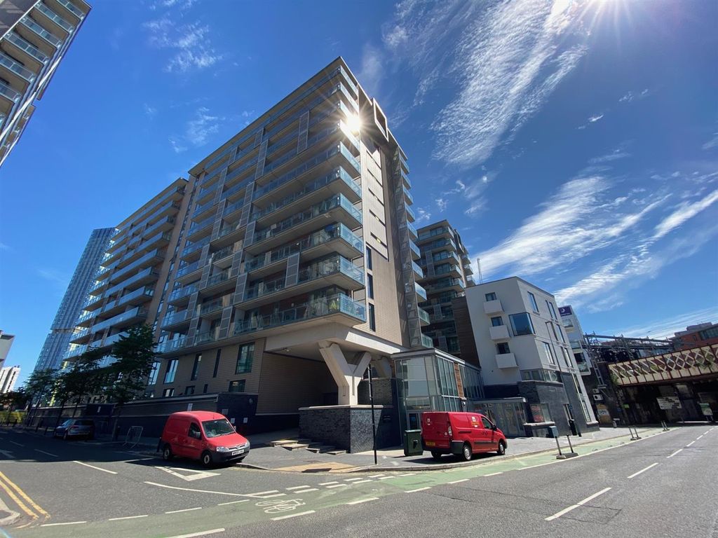 Property photo 3 of 10