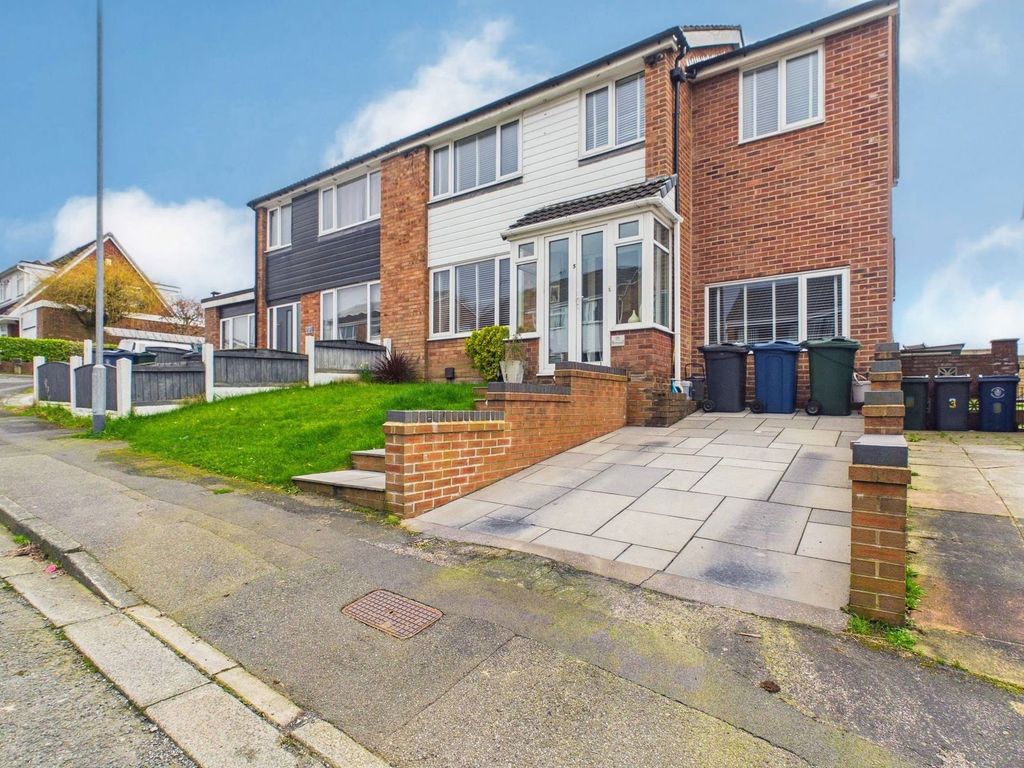 Property photo 1 of 35