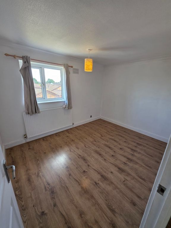 Property photo 3 of 10 Image