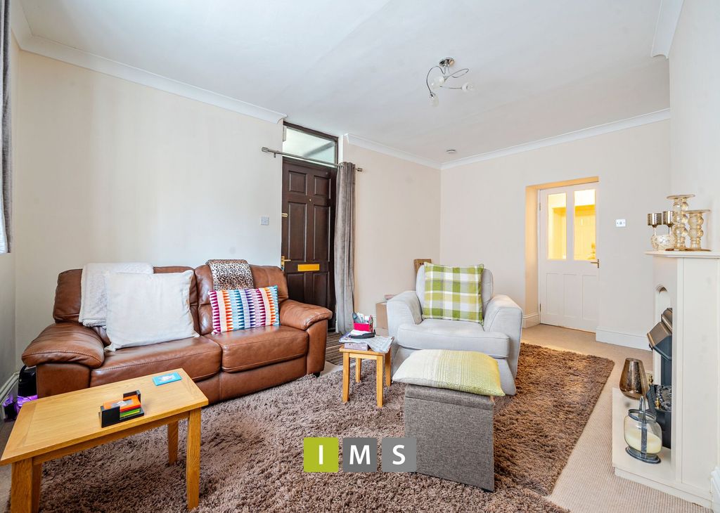 Property photo 3 of 16