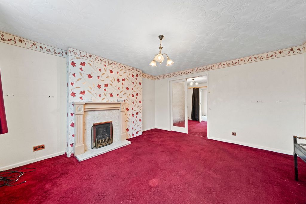 Property photo 2 of 24