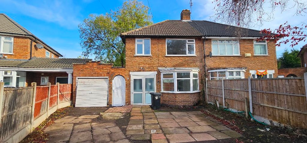 Property photo 2 of 19