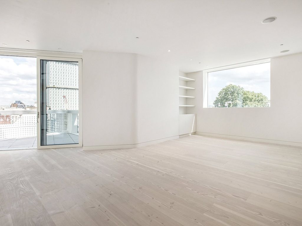 Property photo 3 of 13 Soho Street
