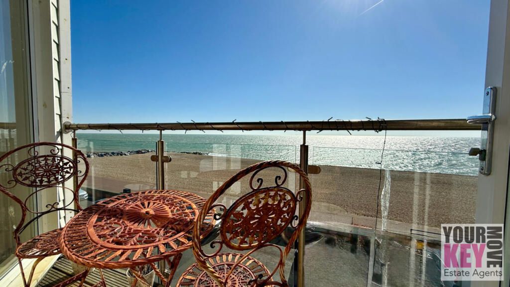 Property photo 2 of 28 Your Key Move - Folkestone Estate Agents With Expert Local Knowledge Of Surrounding Areas, Including Hythe, Hawkinge, Sandgate And Ashford.