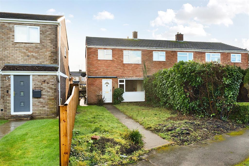 Property photo 1 of 15 1399840-18-696A28563F3Db.Jpg