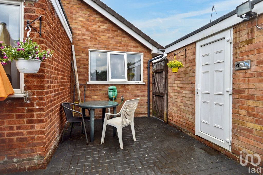 Property photo 3 of 24