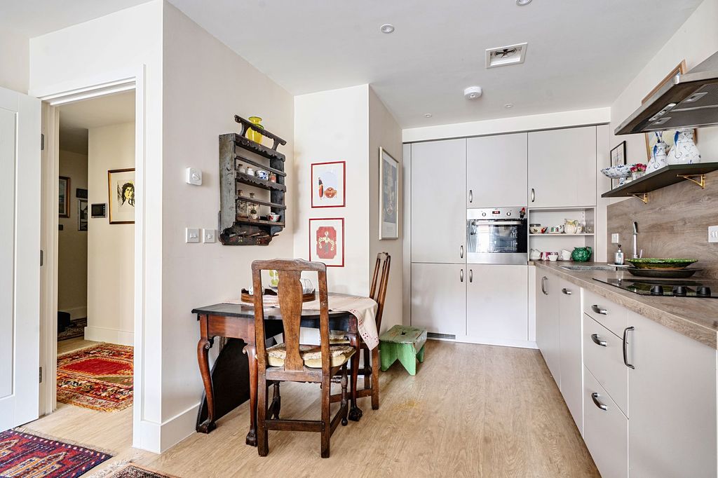 Property photo 3 of 13 Kitchen/Dining