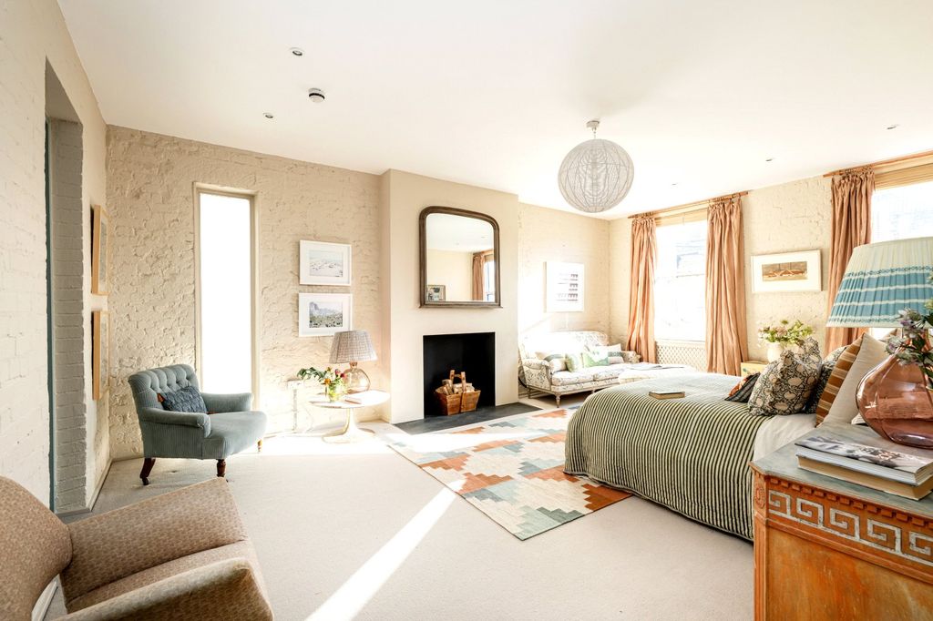 Property photo 3 of 29 Picture No. 92