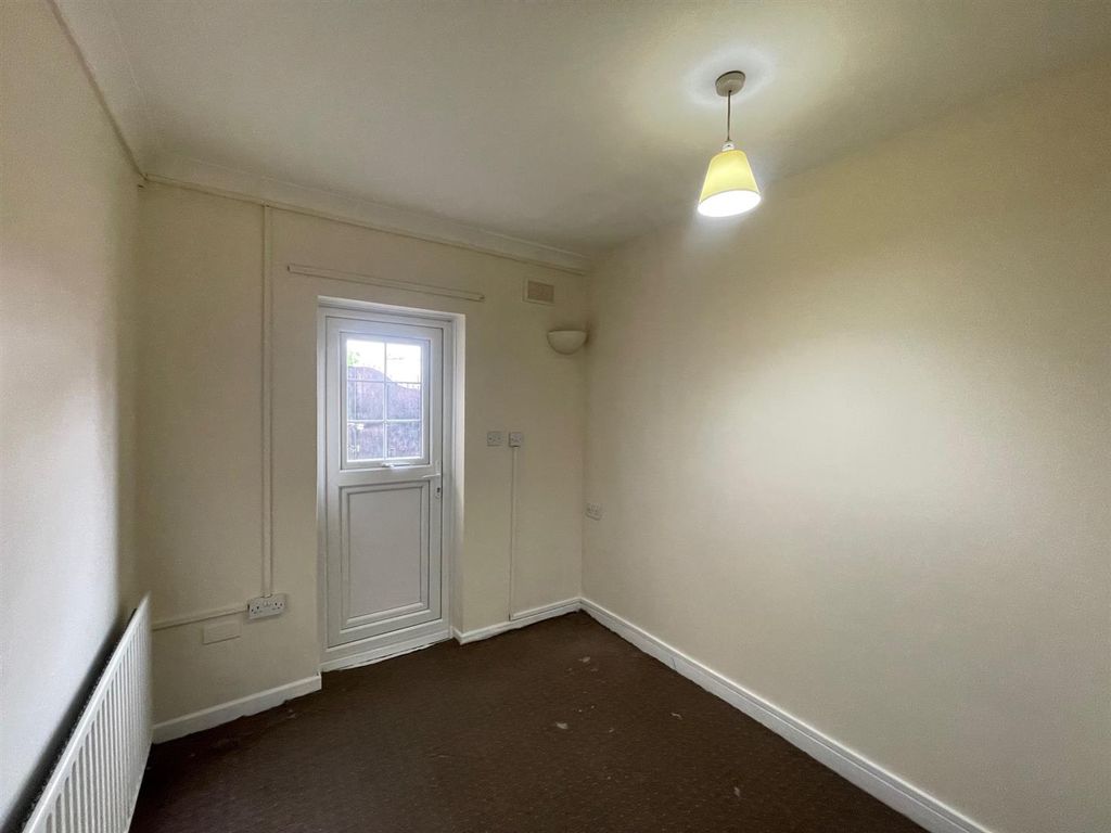 Property photo 3 of 8 Img_5145.Jpg