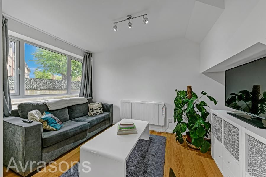 Property photo 1 of 10