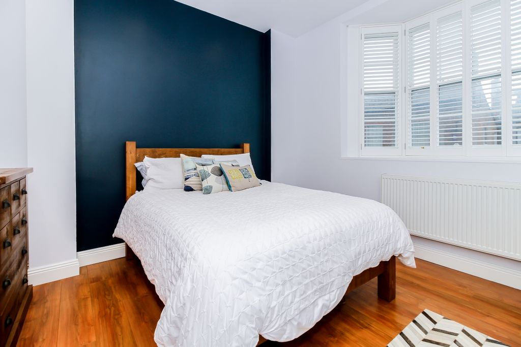 Property photo 3 of 8 49395
