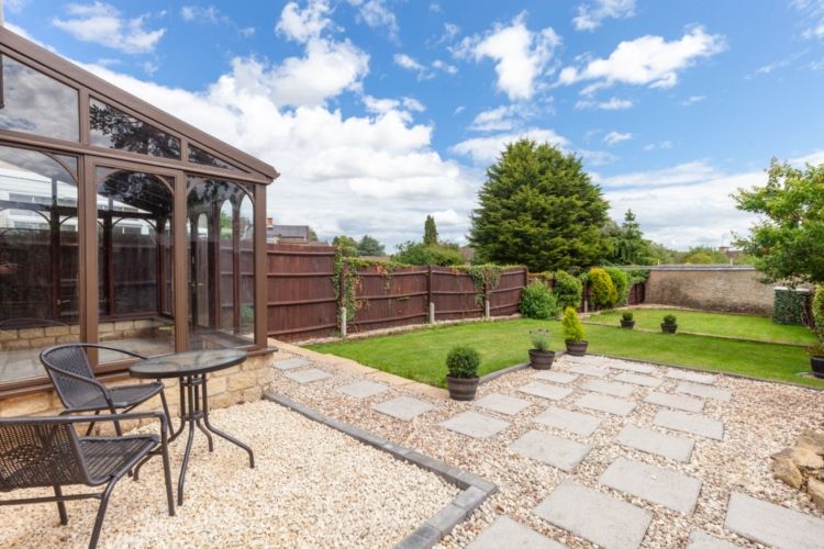 Property photo 3 of 9 226725-Std