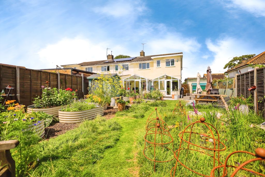 Property photo 1 of 18 Photography