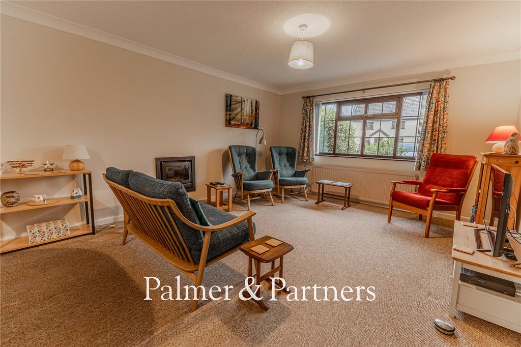 Property photo 3 of 15 Picture No. 04