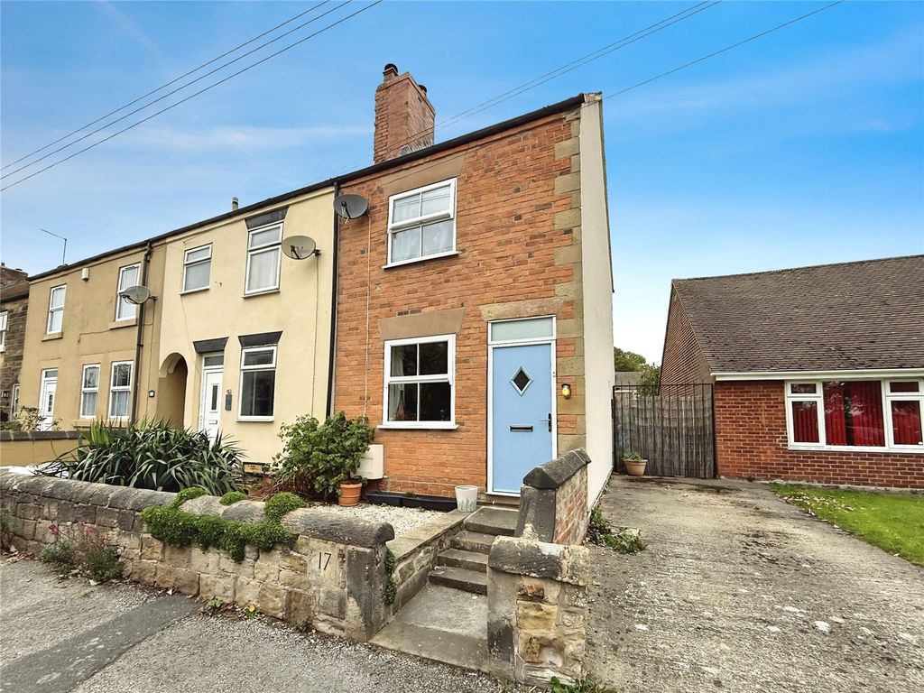 Property photo 1 of 13 Outside