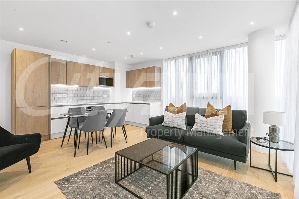 Property photo 1 of 36 Reception Room