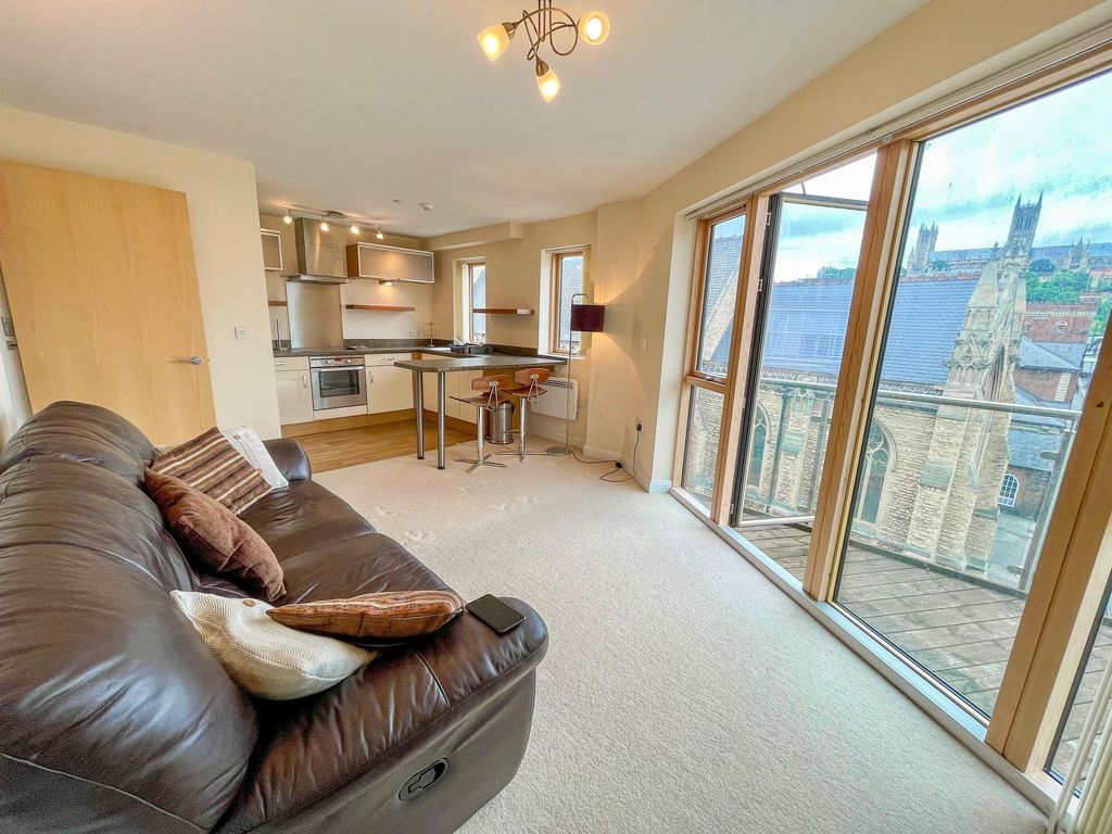 Property photo 2 of 18 Front