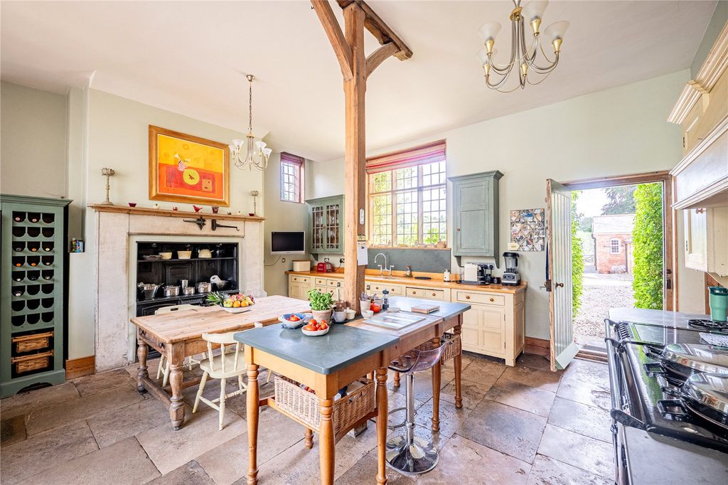 Property photo 2 of 35 Kitchen