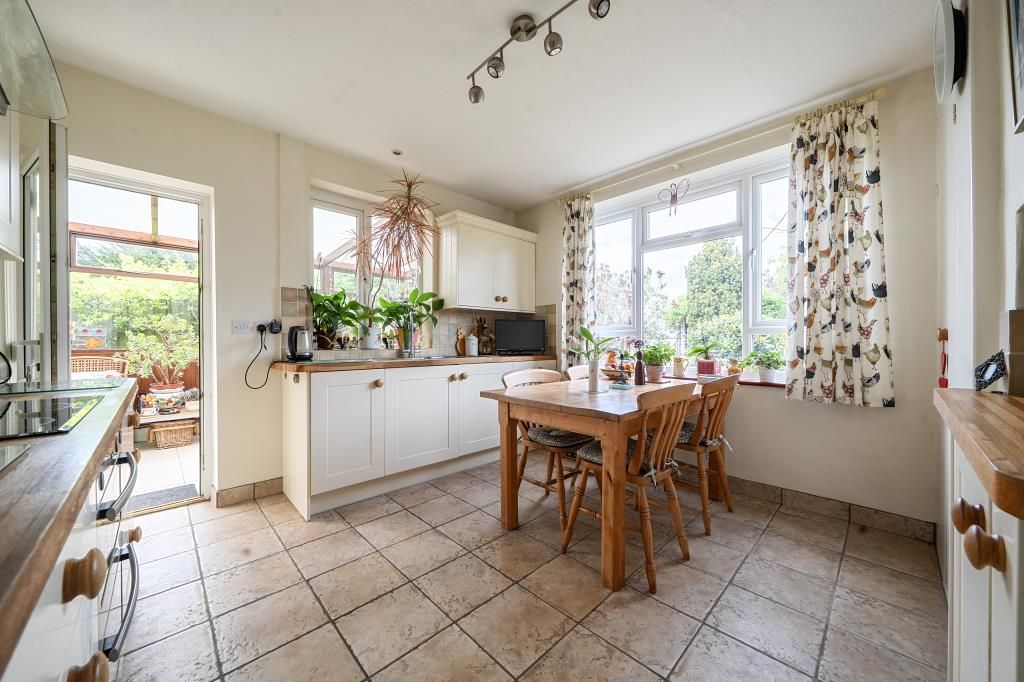Property photo 3 of 19 Kitchen/Dining Room
