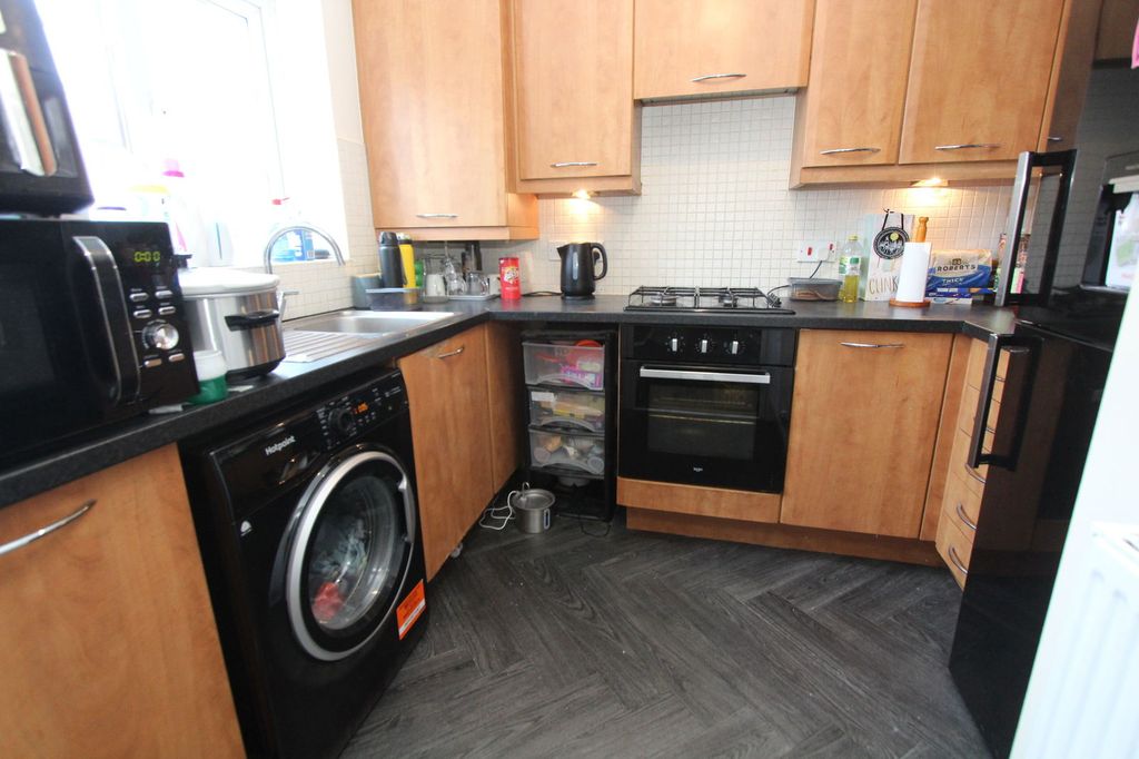 Property photo 2 of 13