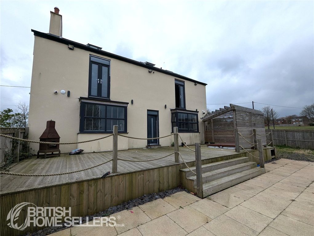 Property photo 1 of 24 Picture No. 28