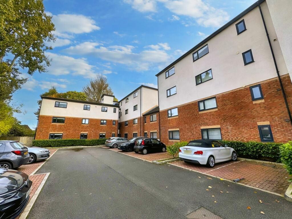Property photo 1 of 16