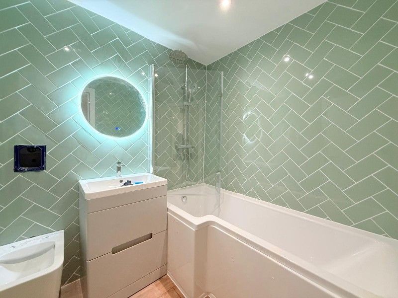 Property photo 3 of 4