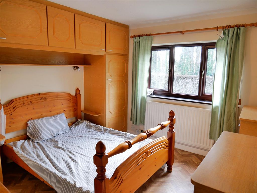 Property photo 3 of 16 P1340164.Jpg