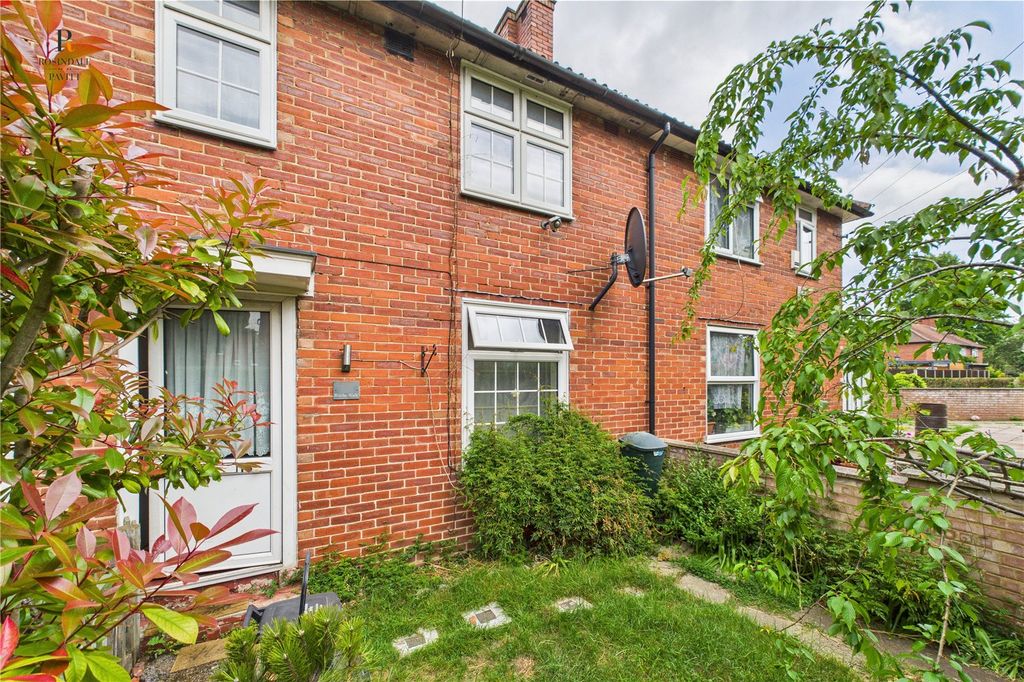 Property photo 1 of 17 Picture No. 05