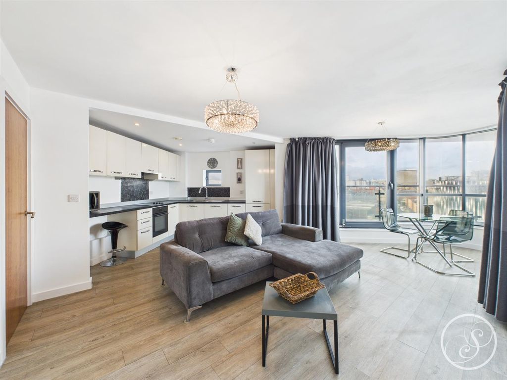 Property photo 1 of 10 Cam02071G0-Pr0731-Still015.Jpg