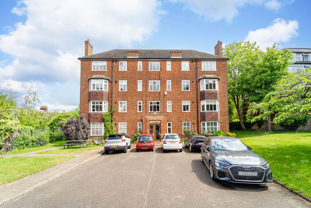 Property photo 3 of 9 Ndb06351-Edit