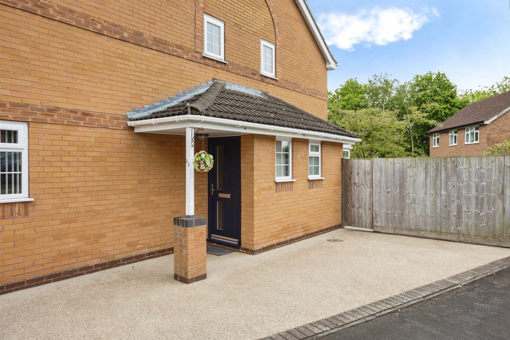 Property photo 2 of 24