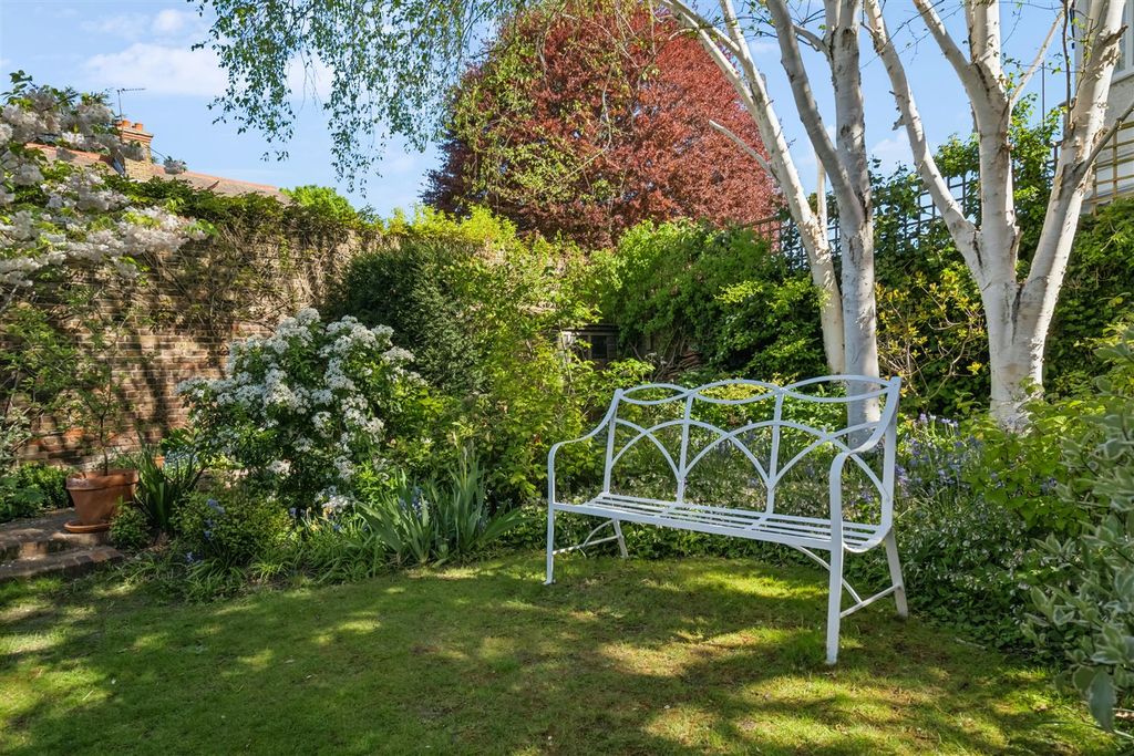 Additional image 21 of 7 bed detached house for saleUpper Butts TW8